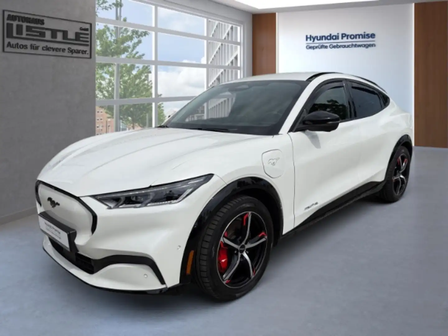 Ford Mustang Mach-E Basis AWD +LEDER+KLIMA+RFK+SHZ+NAVI+UVM+ Bianco - 1