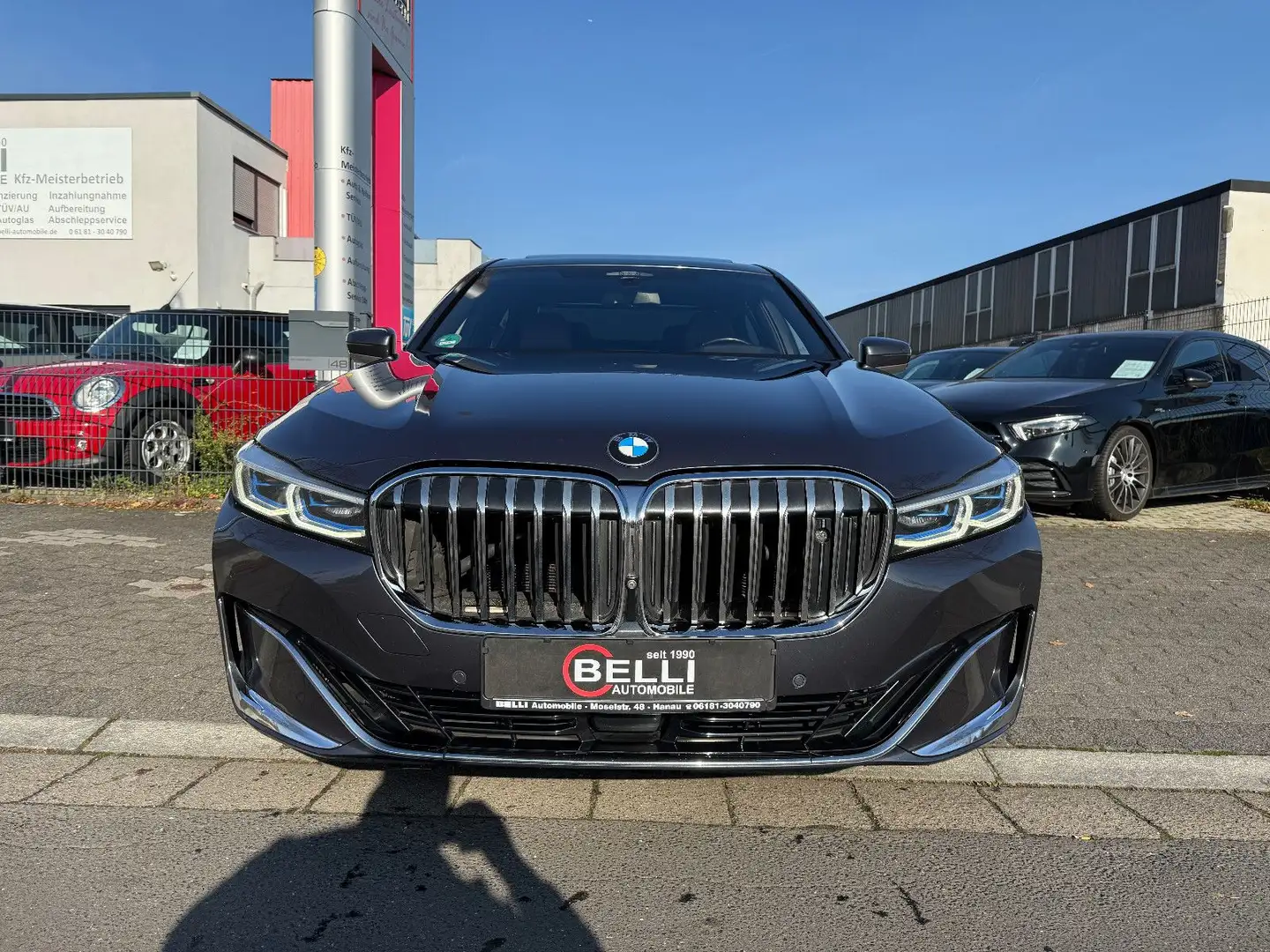 BMW 750 i xDrive Design Pure Excellence FINANZIERUNG Grau - 2