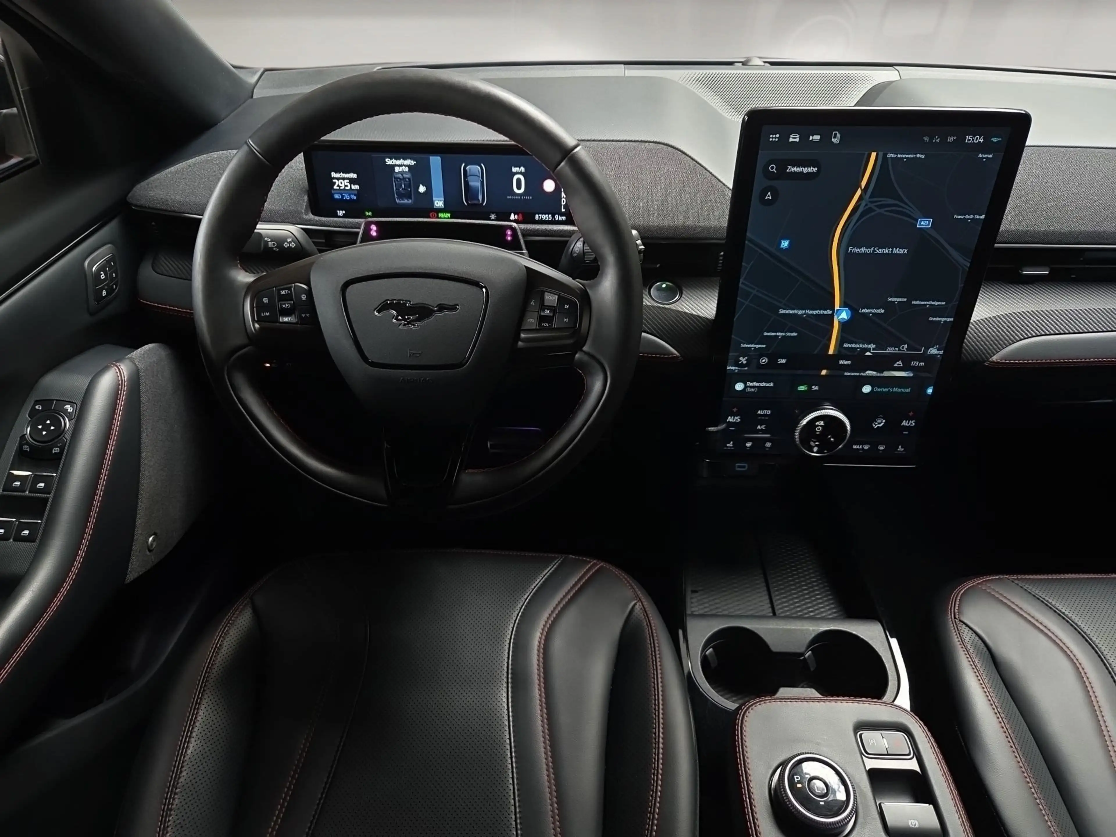 Ford Mustang Mach-E 88kWh AWD Elektro Extended Range — photo 20