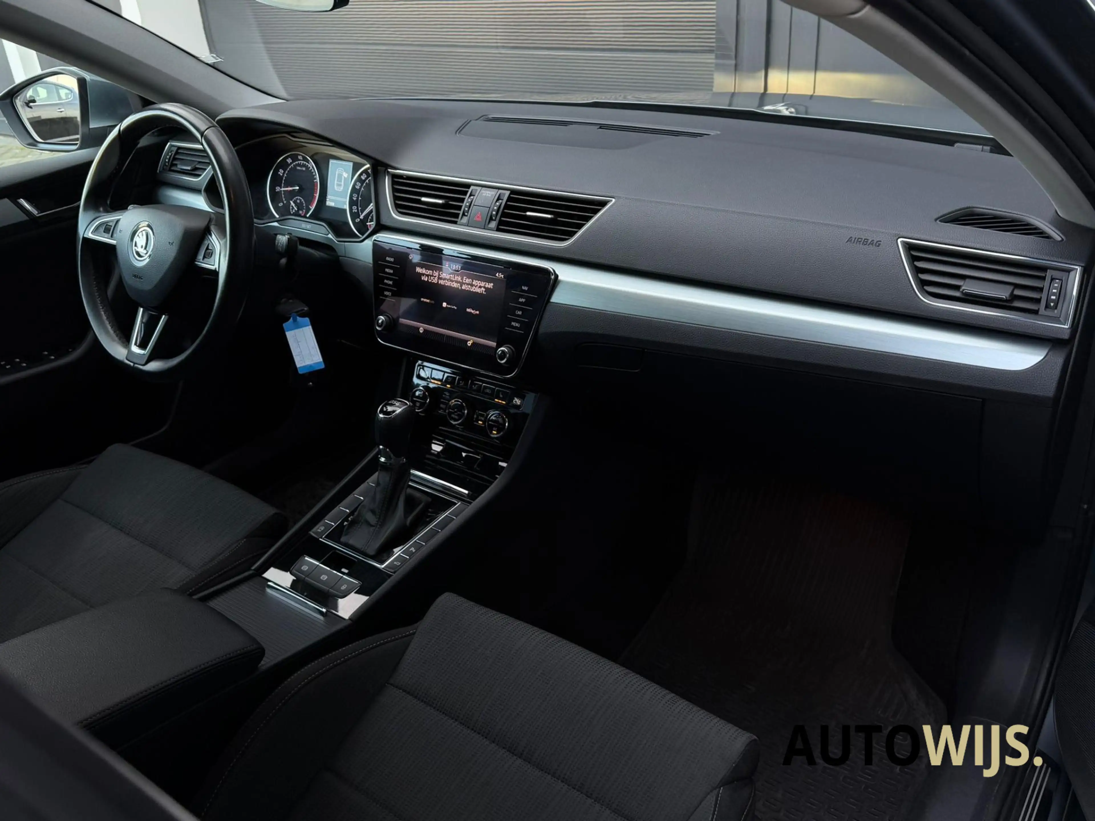 Skoda Superb Combi 1.5 TSI ACT Ambition Business|AUT|LED|Cruise — photo 8