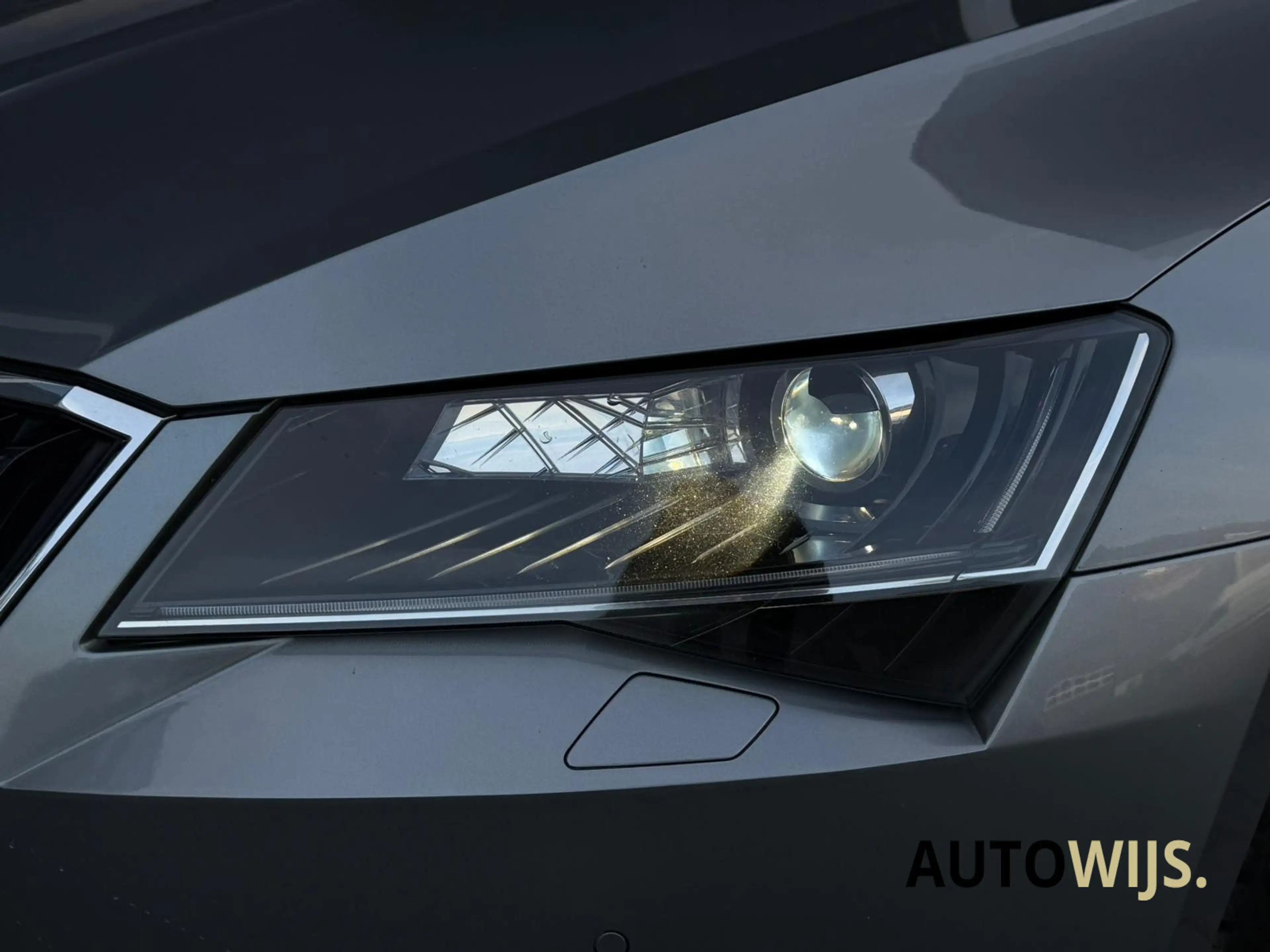 Skoda Superb Combi 1.5 TSI ACT Ambition Business|AUT|LED|Cruise — photo 6