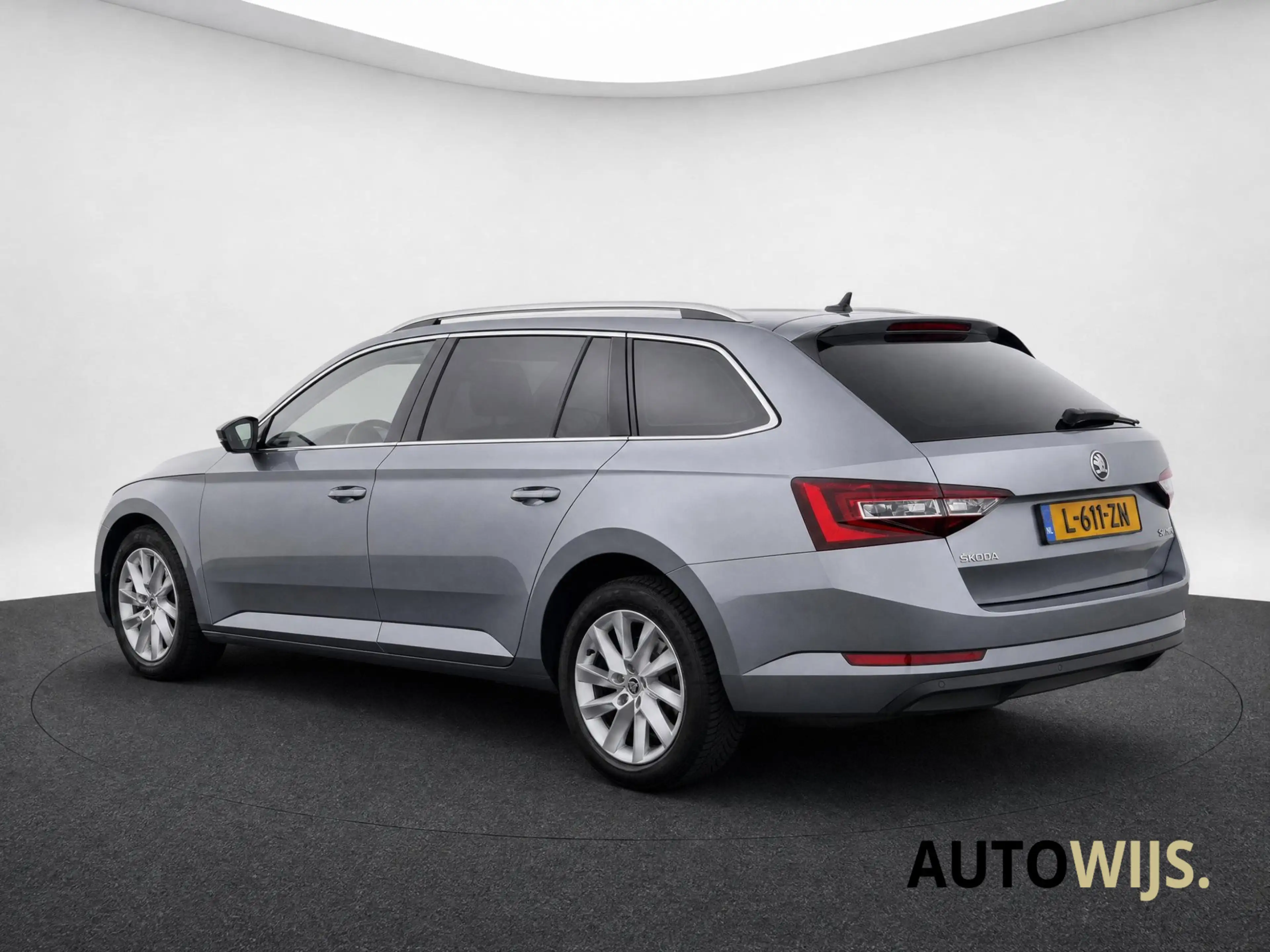 Skoda Superb Combi 1.5 TSI ACT Ambition Business|AUT|LED|Cruise — photo 23