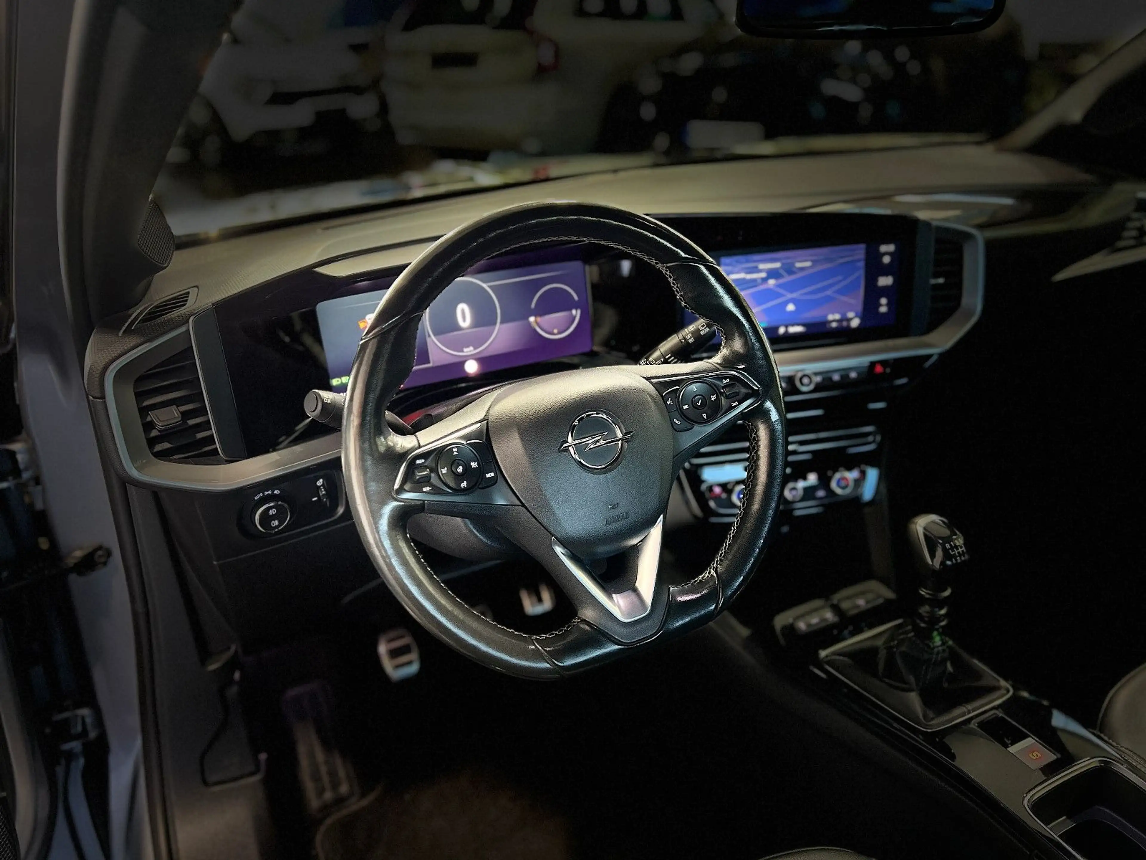 Opel Mokka 1.2 Ultimate **Navi*LED*SHZ*Kamera** — photo 14