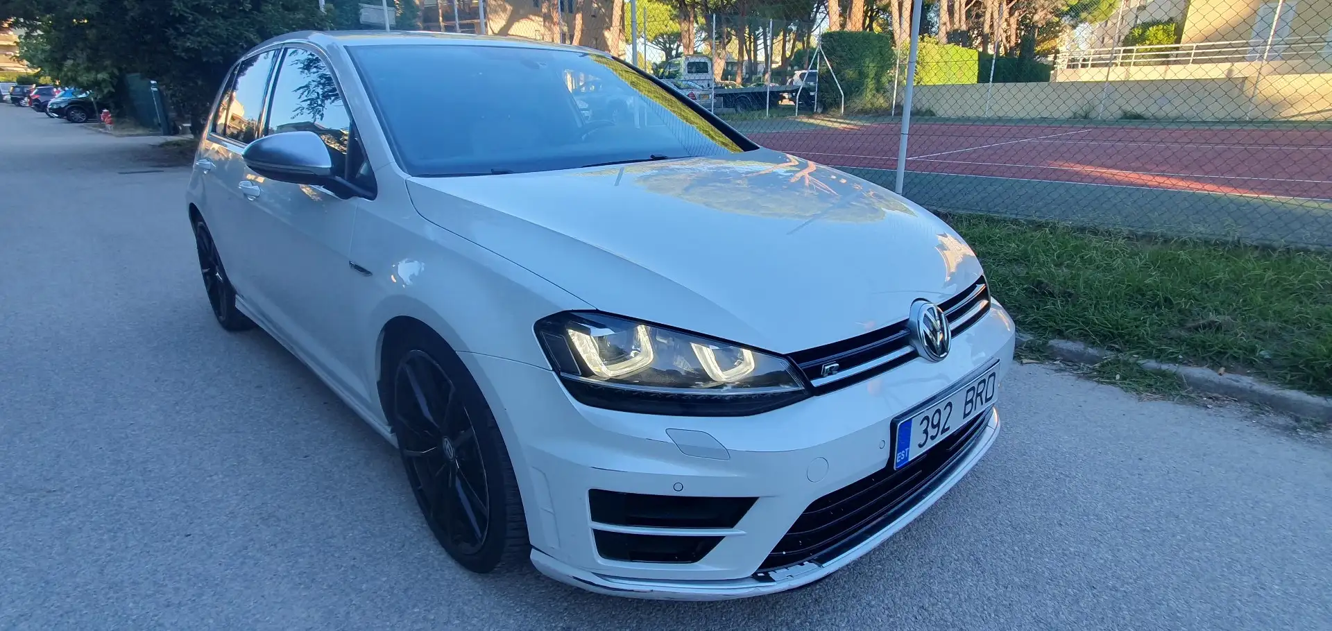 Volkswagen Golf R  300BHP--DSG 6 Speed - 1