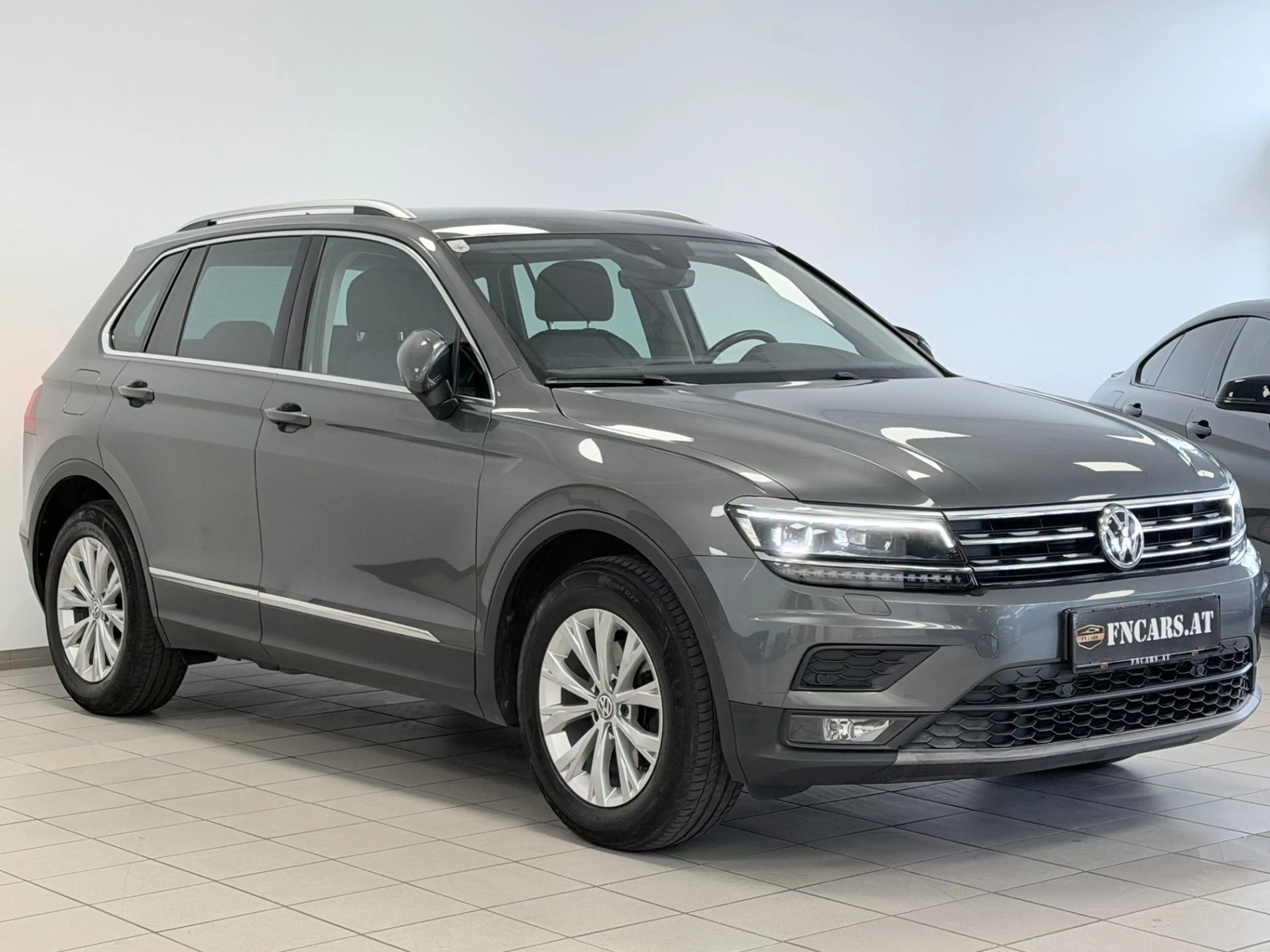 Volkswagen Tiguan 1,5 TSI ACT Comfortline DSG // ACC // LED //