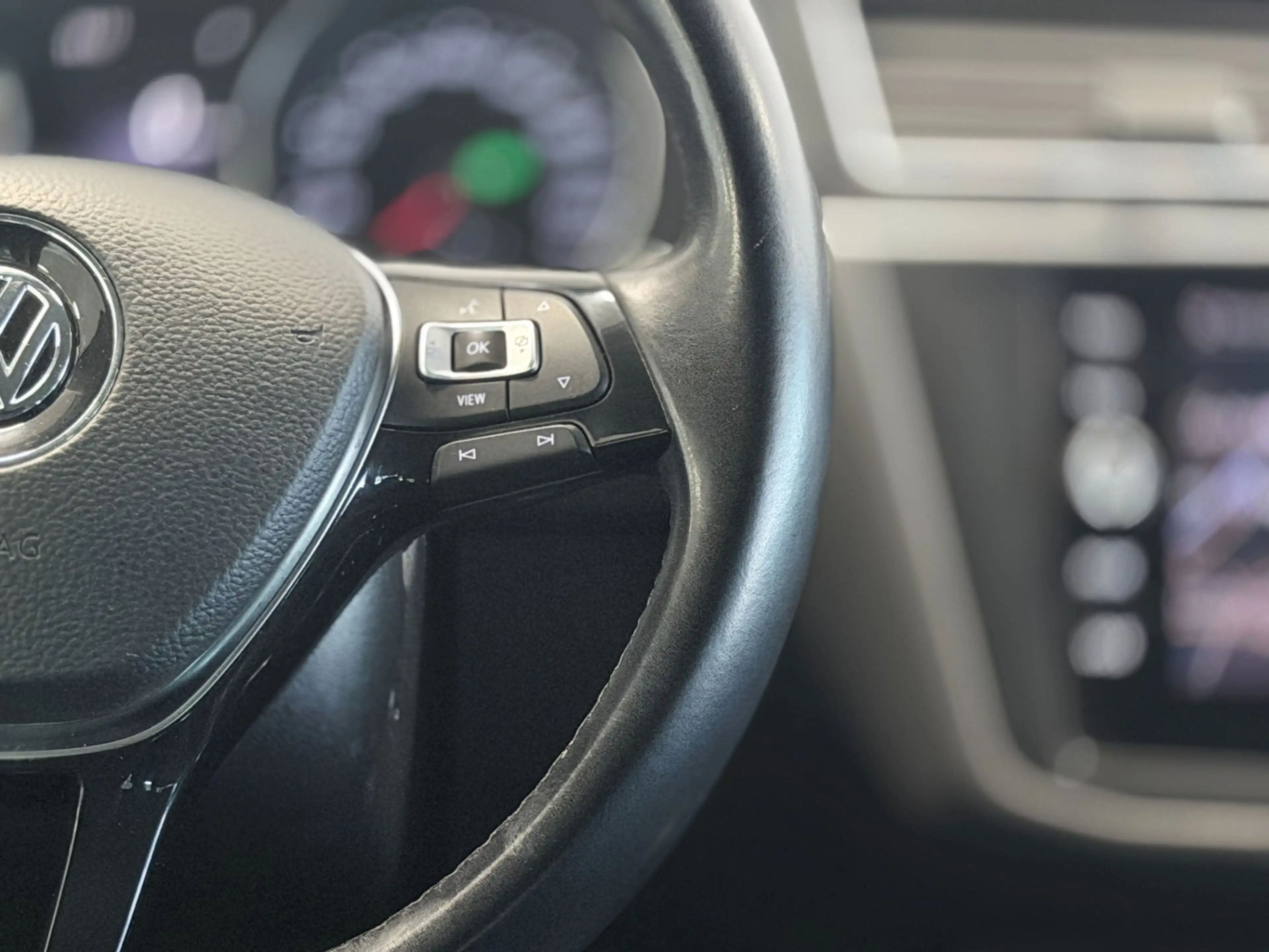 Volkswagen Tiguan 1,5 TSI ACT Comfortline DSG // ACC // LED // — photo 14