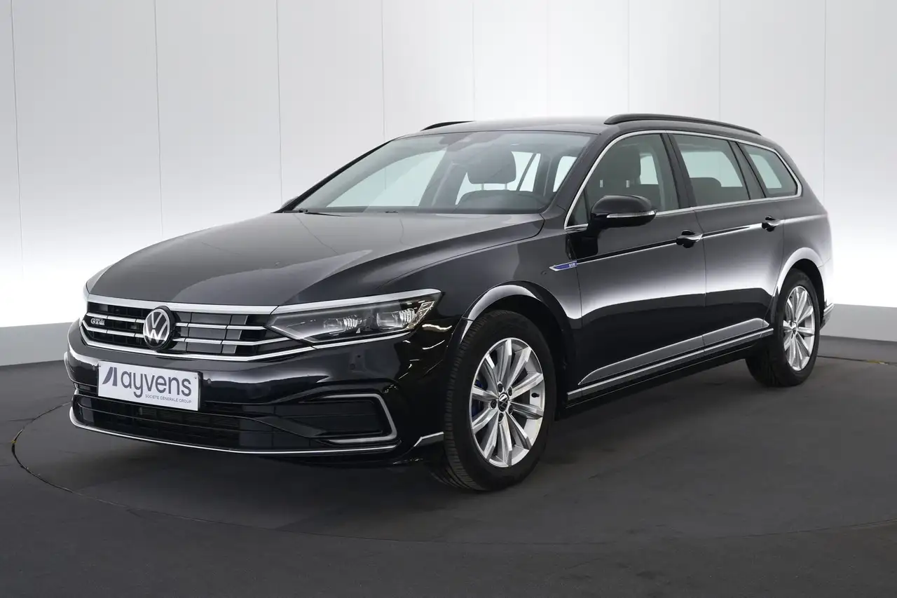 Volkswagen Passat 1.4 TSI MSQ GTE Business LED GPS PDC CAM Verw. Zet