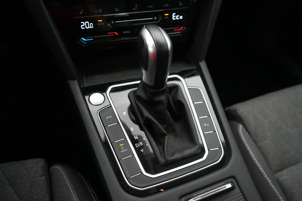 Volkswagen Passat 1.4 TSI MSQ GTE Business LED GPS PDC CAM Verw. Zet, миниатюра 16