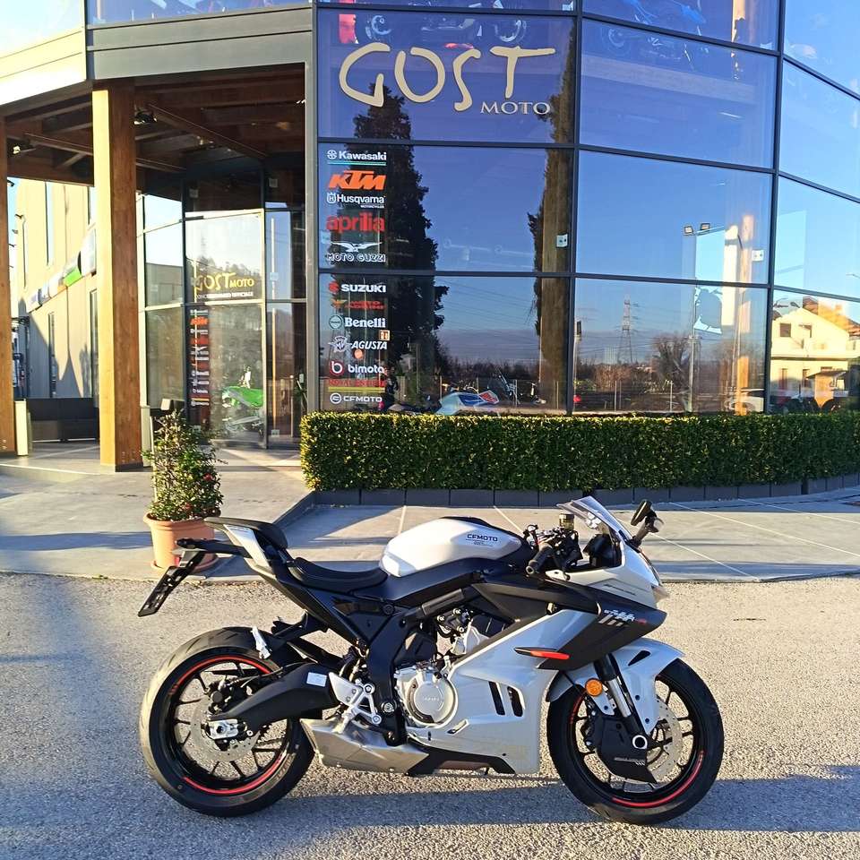 CFMOTO Others 675 SR-R