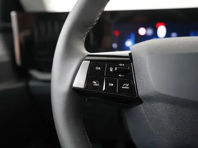 Opel Astra view 8
