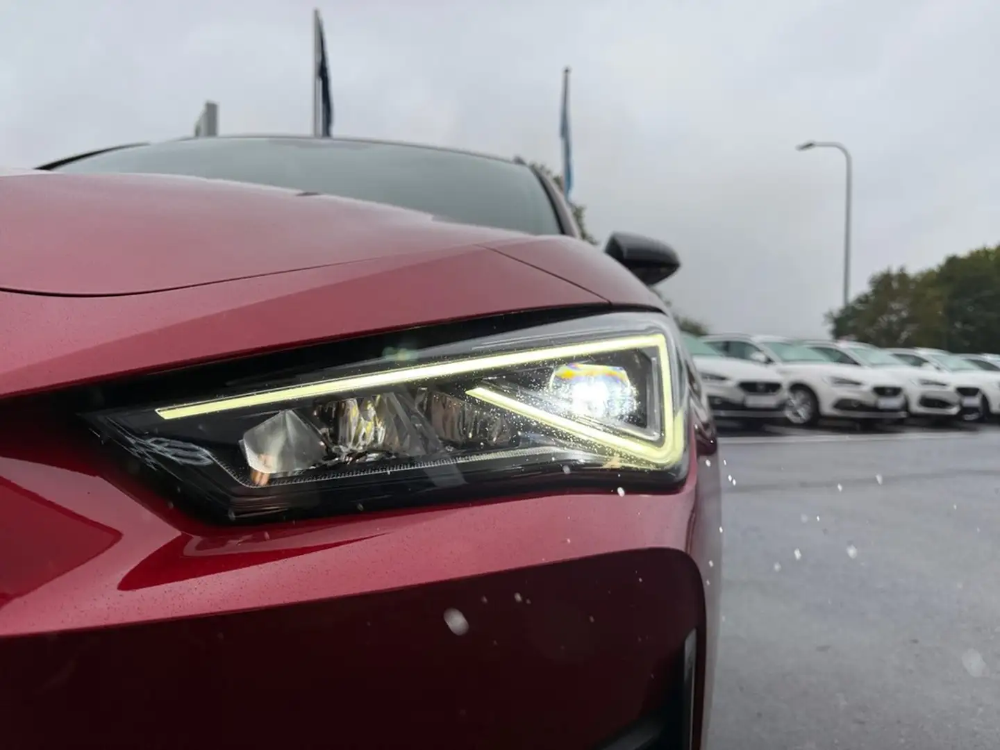 CUPRA Leon ST 1,4 e-Hybrid Automatic Rot - 2