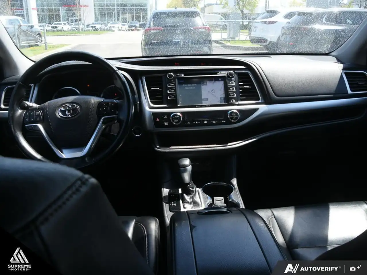 Toyota Highlander снимка Toyota Highlander
