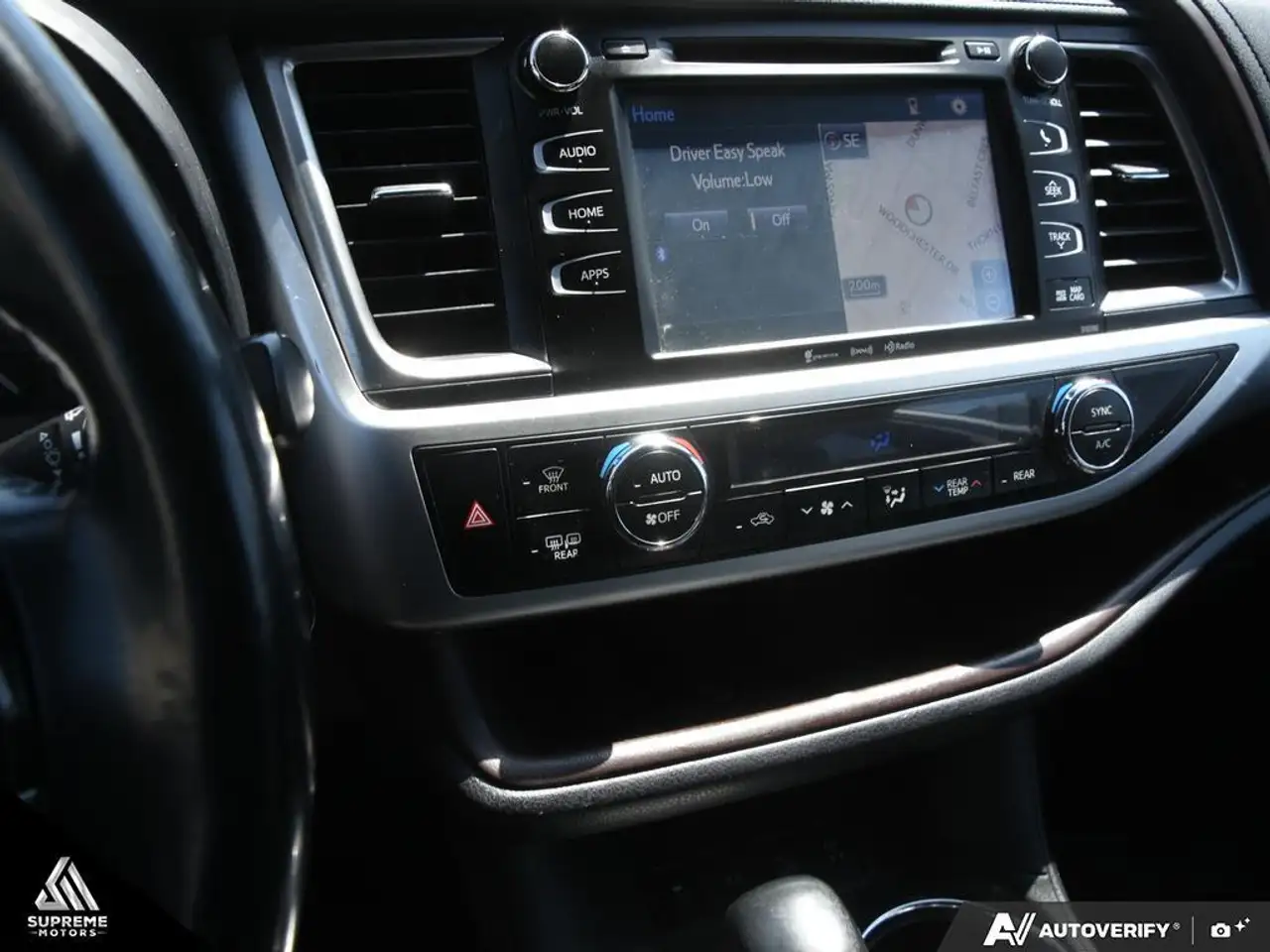 Toyota Highlander снимка Toyota Highlander