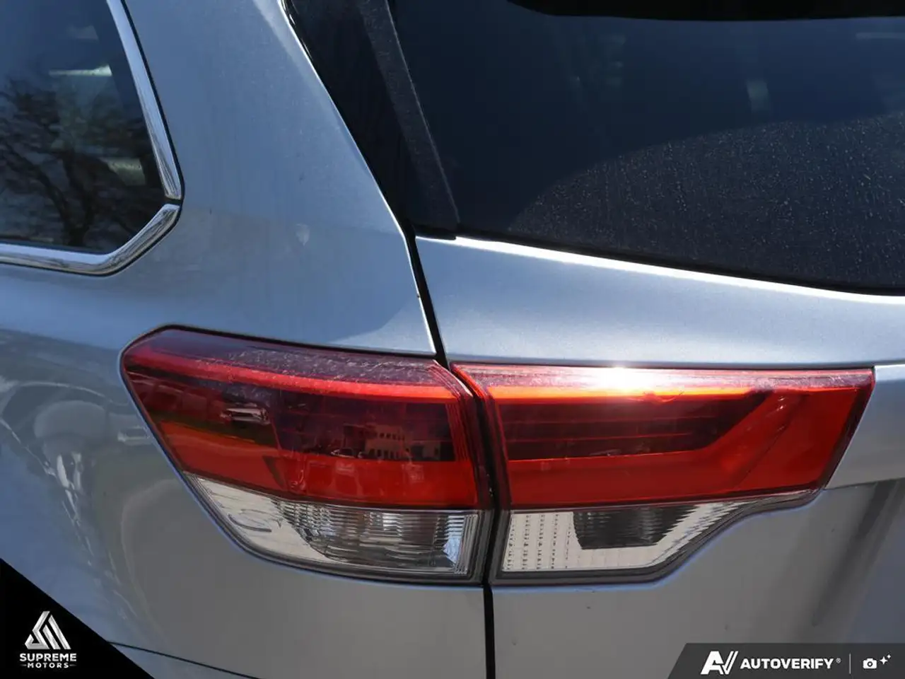 Toyota Highlander снимка Toyota Highlander