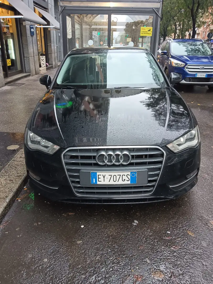 Audi A3 1.6 tdi Design 110cv - 1