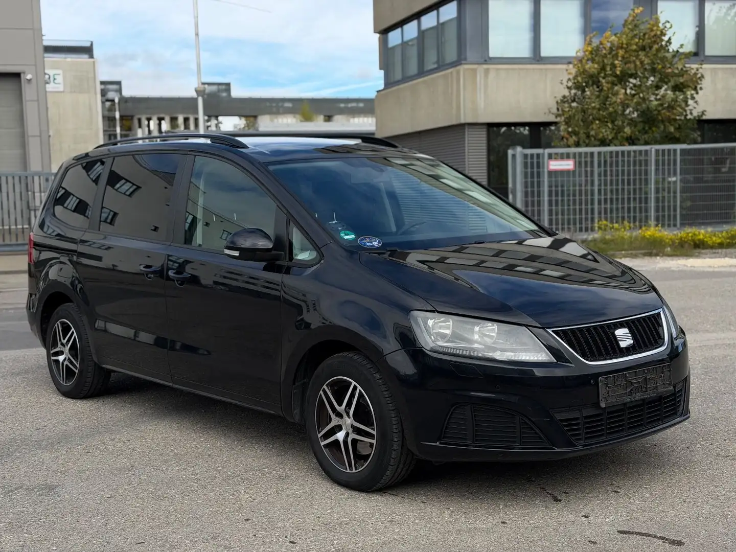 SEAT Alhambra Reference 2.0 TDI 7-Sitzer Climatronic Schwarz - 2