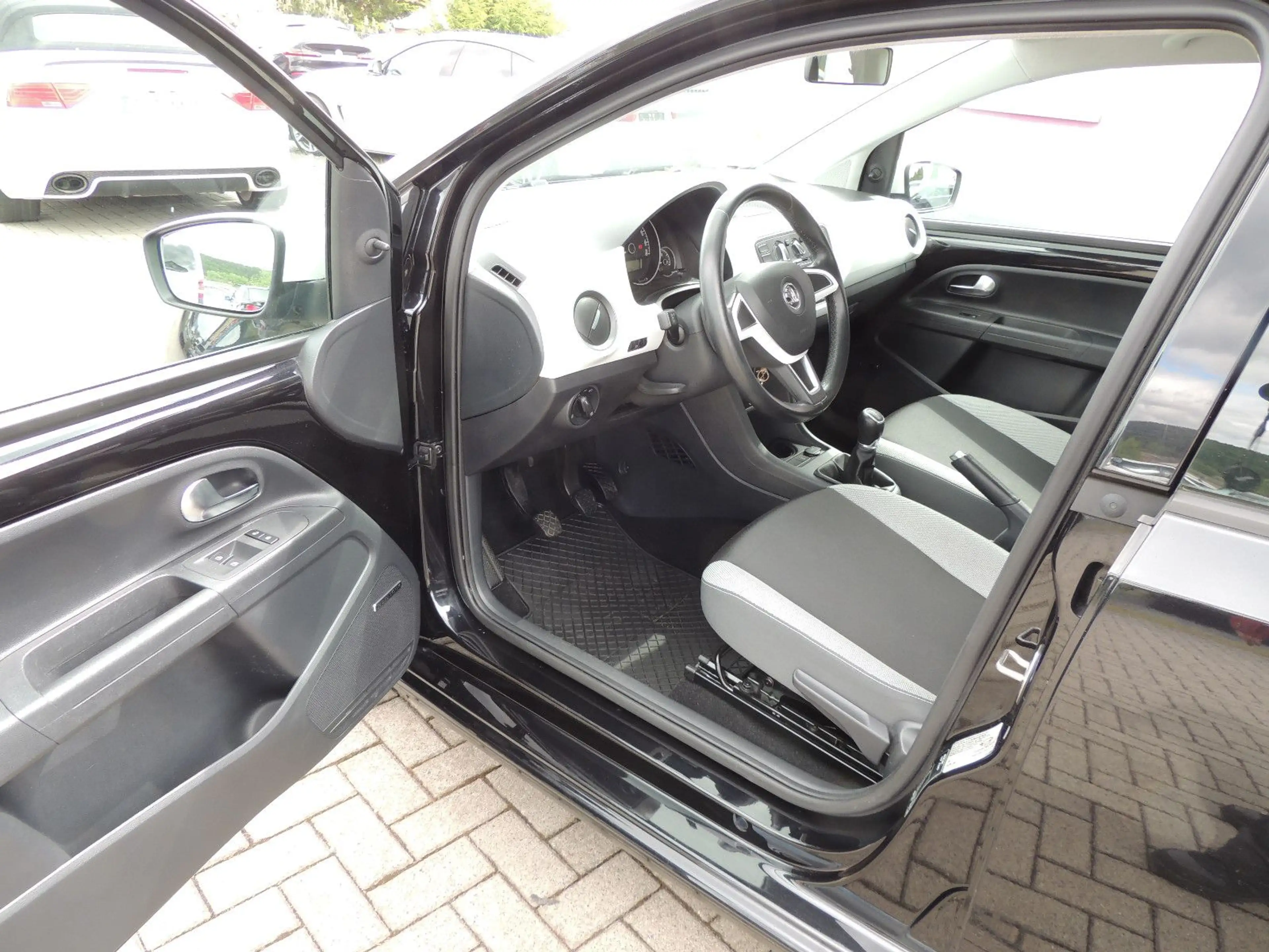 Skoda Citigo Active Sound — photo 10