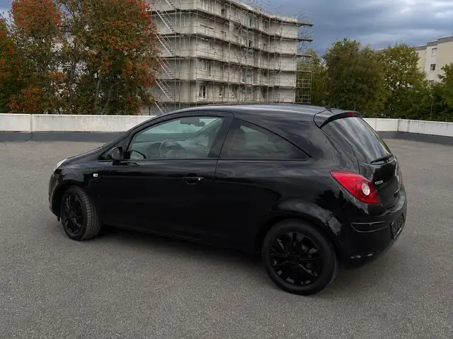 Opel Corsa view 3