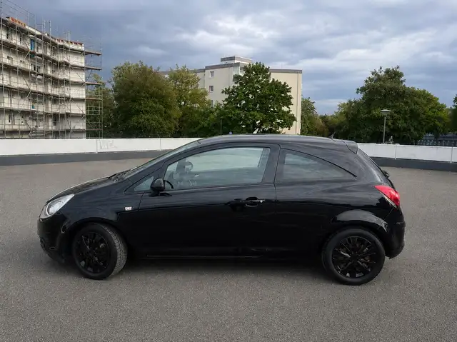 Opel Corsa view 2