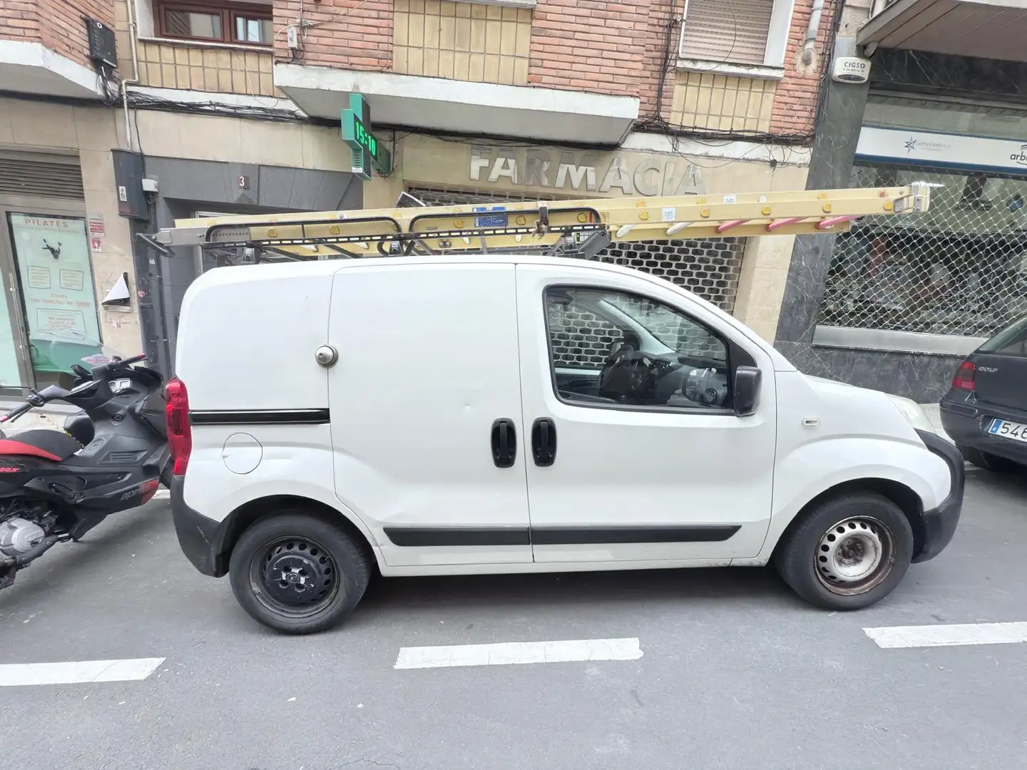 Fiat Fiorino Cargo 1.3Mjt Adventure E5 - 2