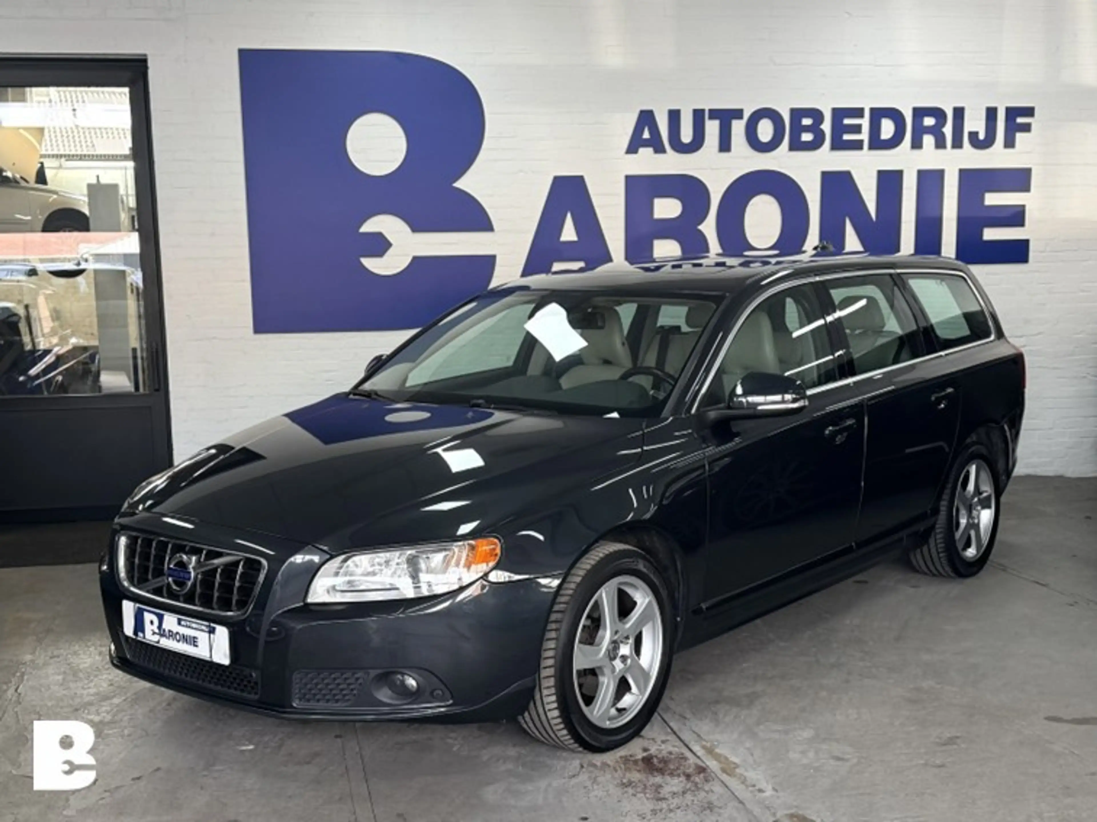 Volvo V70 1.6 T4 Limited Edition, schuifdak, gereviseerde au — photo 5