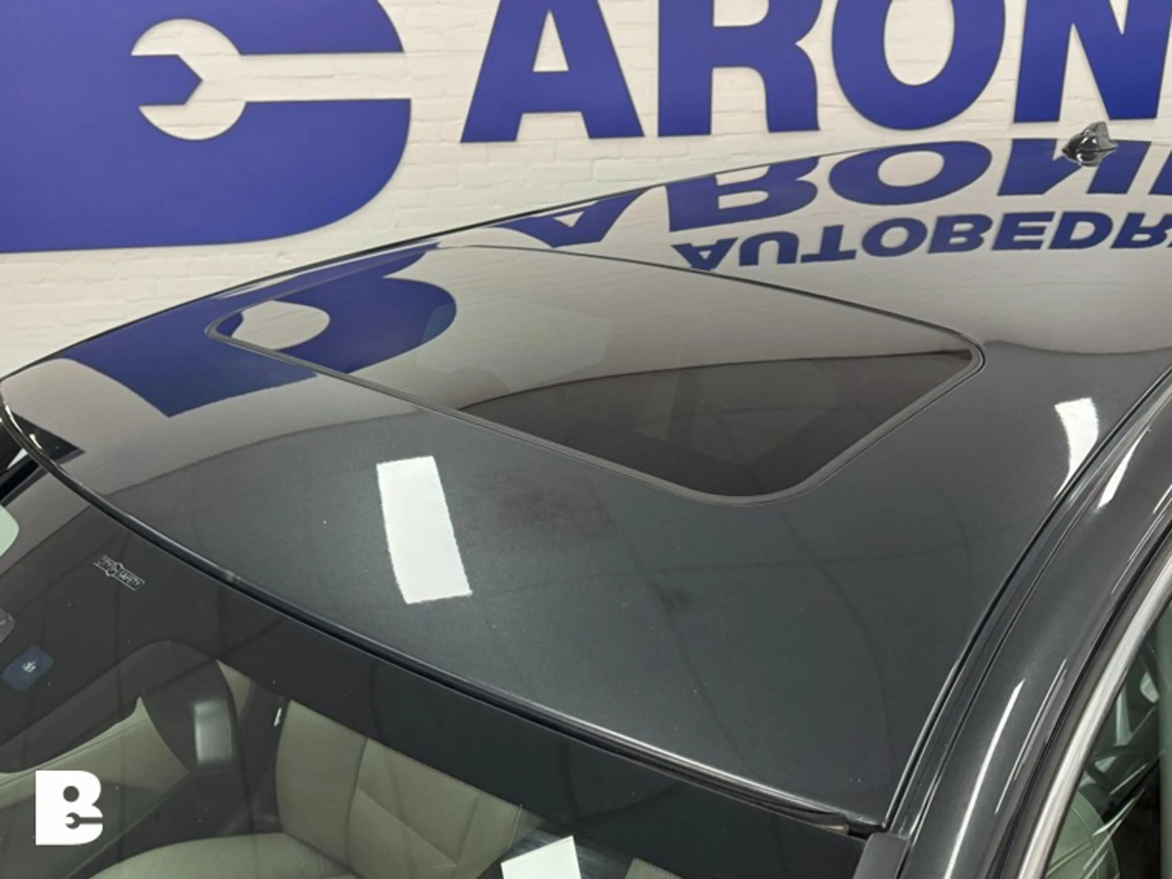 Volvo V70 1.6 T4 Limited Edition, schuifdak, gereviseerde au — photo 12