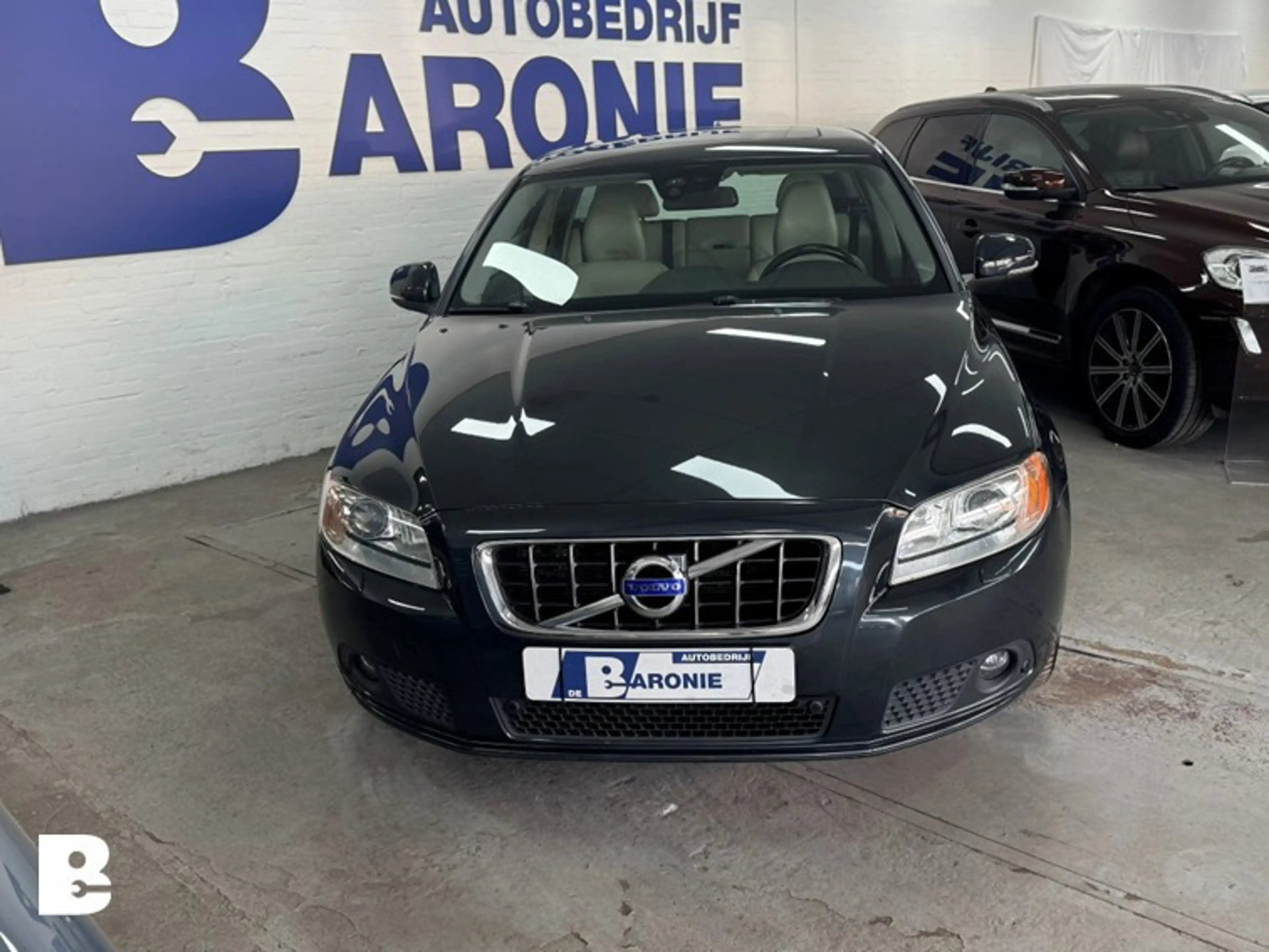 Volvo V70 1.6 T4 Limited Edition, schuifdak, gereviseerde au — photo 6