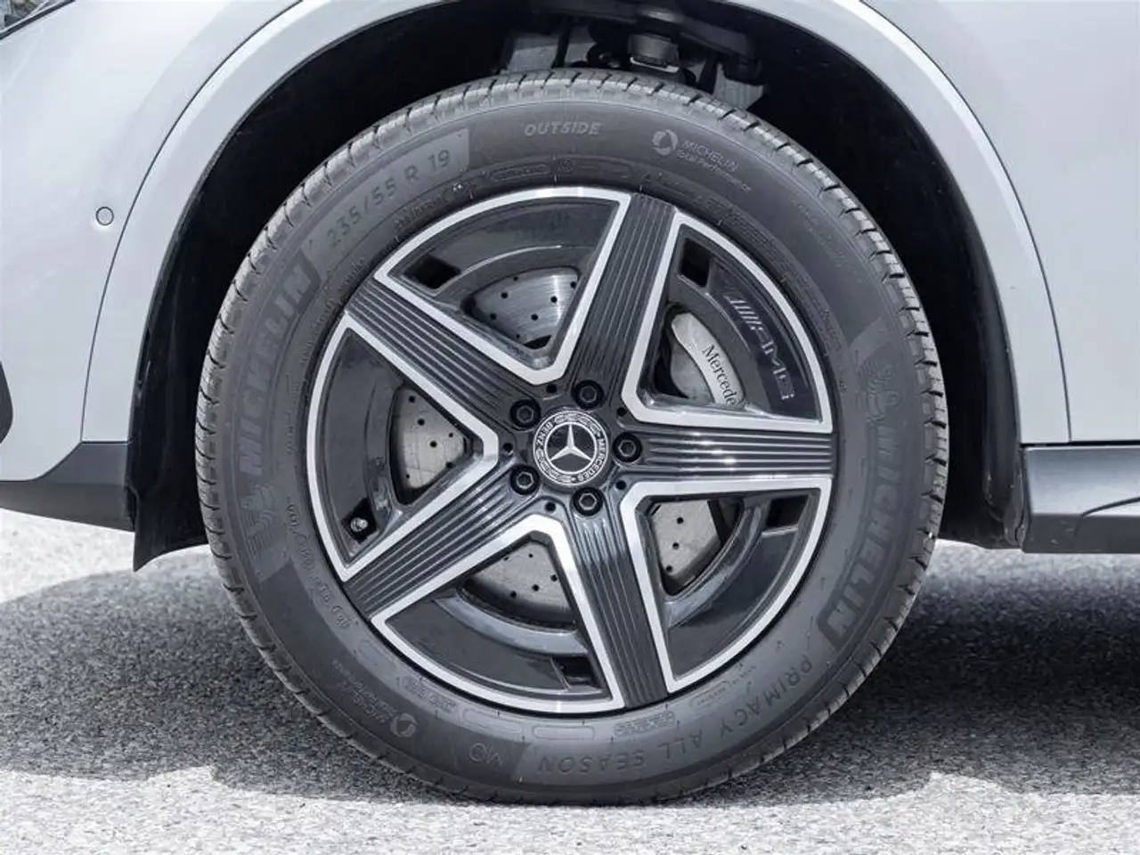 Mercedes-Benz GLC снимка Mercedes-Benz GLC