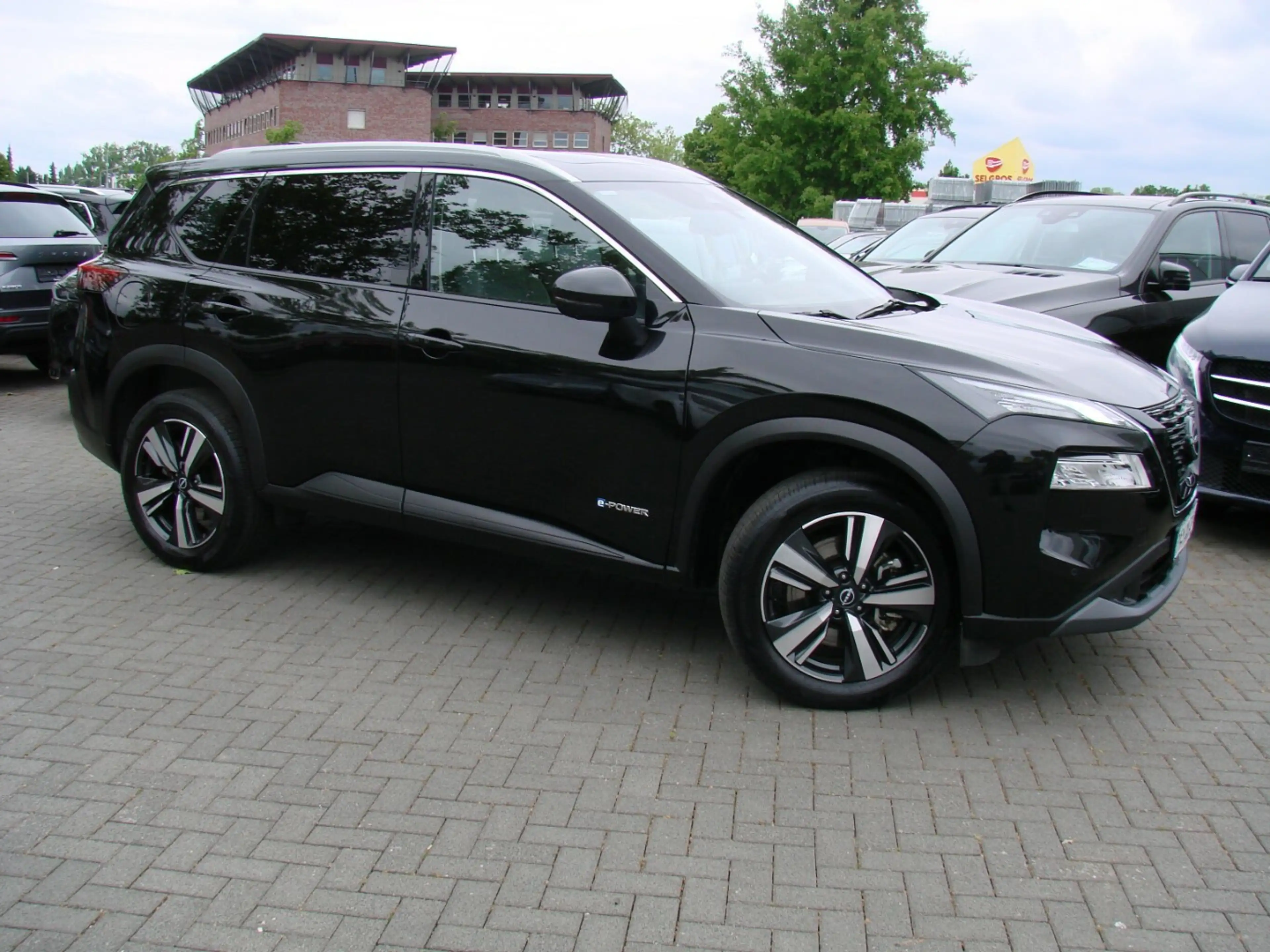Nissan X-Trail 1.5VC-T ePower e4orce N-Connecta Pano HeadUp — photo 7