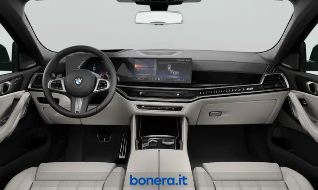 BMW X6 view 3