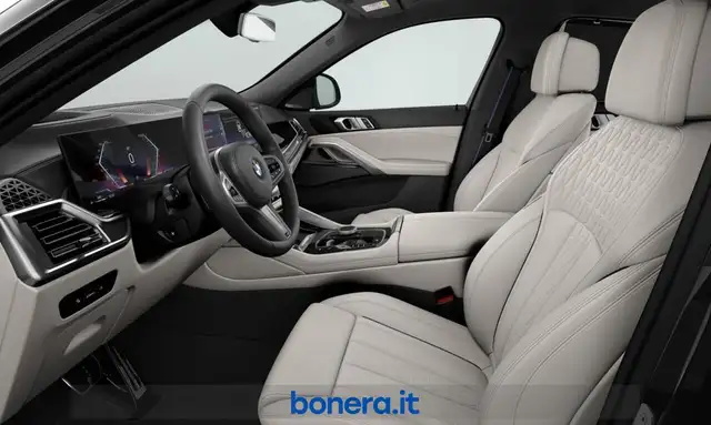 BMW X6 view 4
