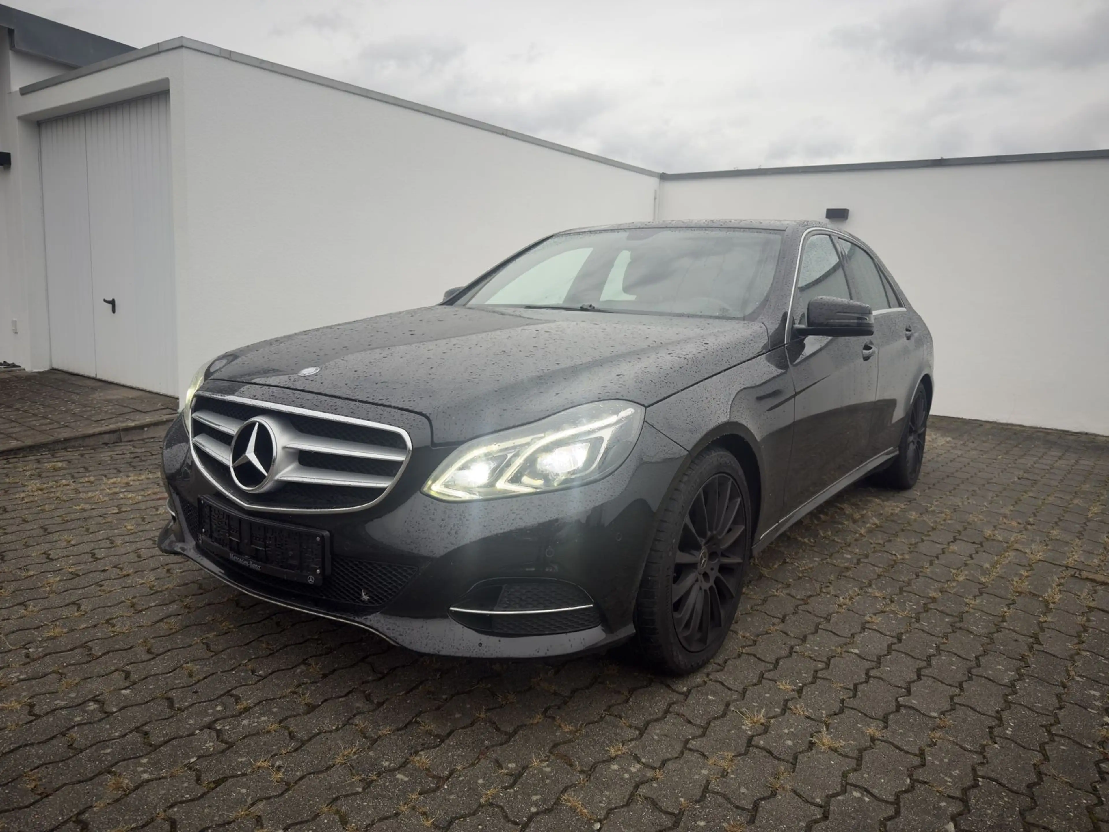 Mercedes-Benz E 200 CDI Limousine AUTOMATIK*LED*LEDER — photo 3