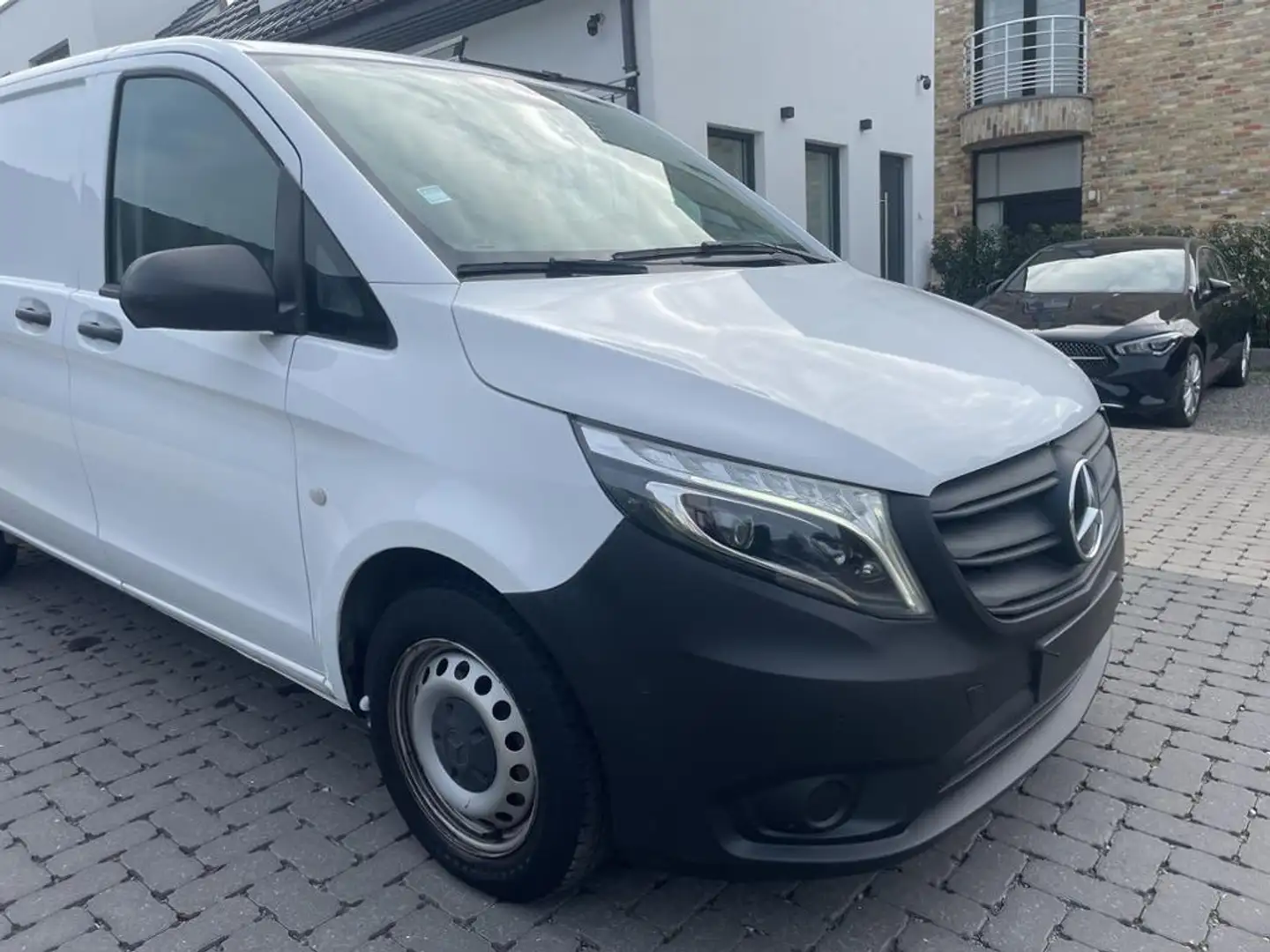 Mercedes-Benz Vito 110 CDI Kasten Lang LED+KLIMA+KAMERA Weiß - 2