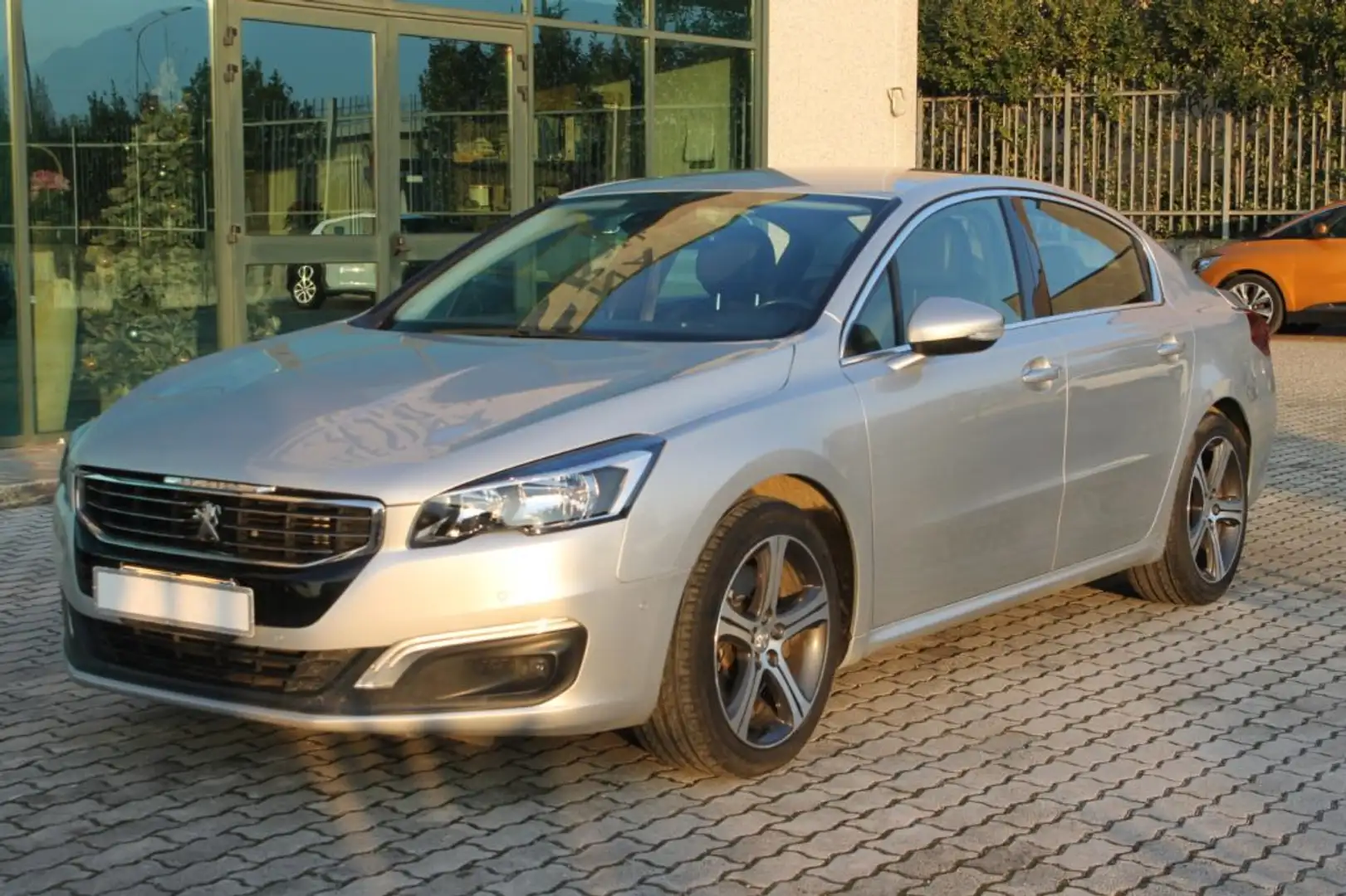 Peugeot 508 BlueHDi 180 EAT6 S&S Feline Grigio - 1