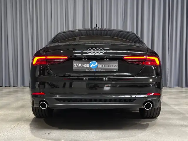 Audi A5 view 4
