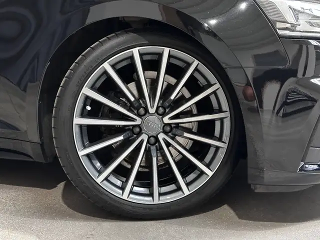 Audi A5 view 8