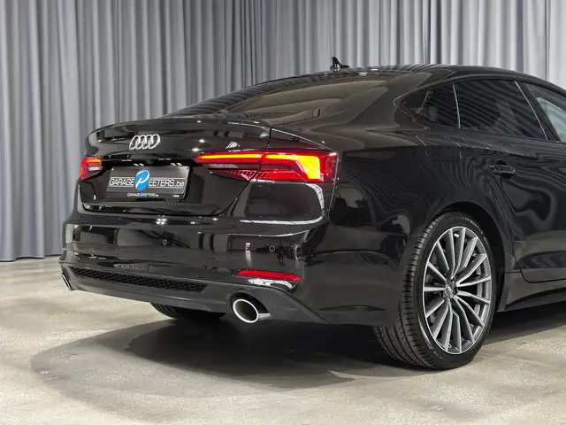 Audi A5 view 9