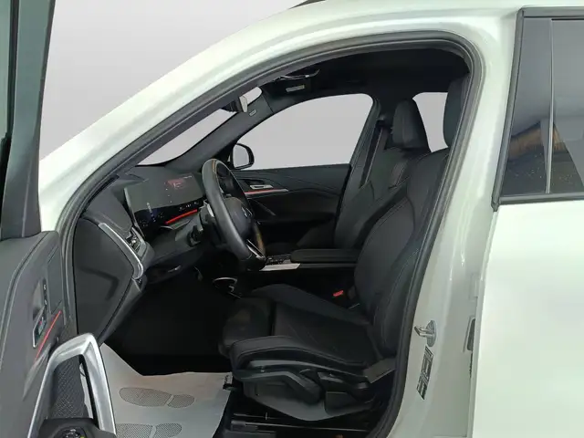 BMW X1 view 8