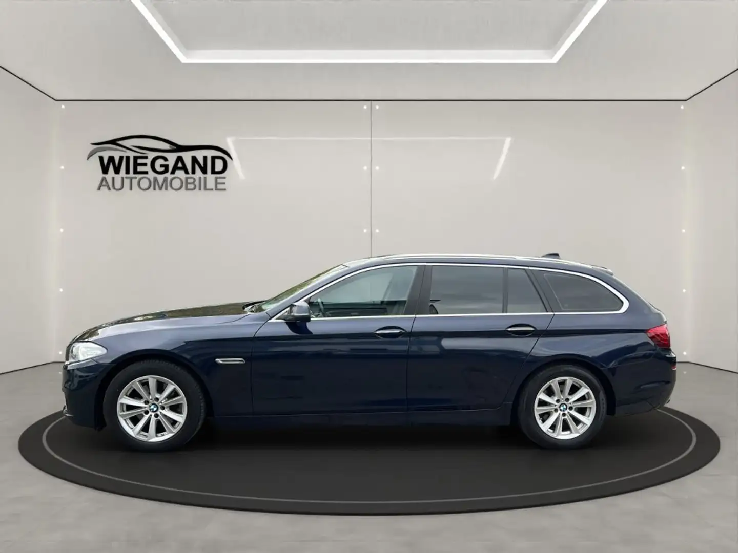 BMW 520 d xDrive Touring Aut.+NAVI+LEDER+KLIMA+AHK+ Bleu - 2