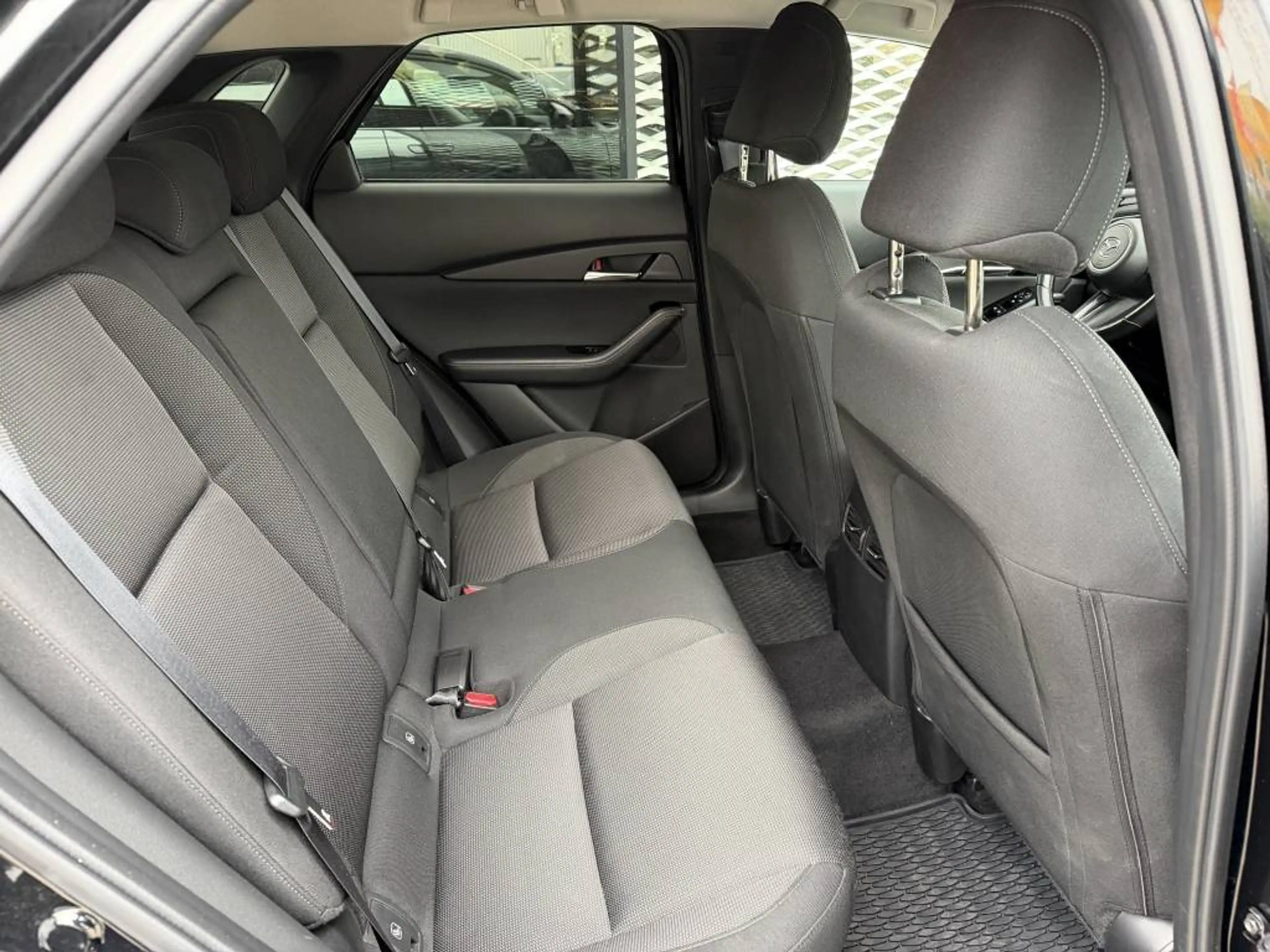 Mazda CX-30 2.0 Skyactiv-X Benziner Selection Automatik Matrix-LED Carplay Garantie — photo 10