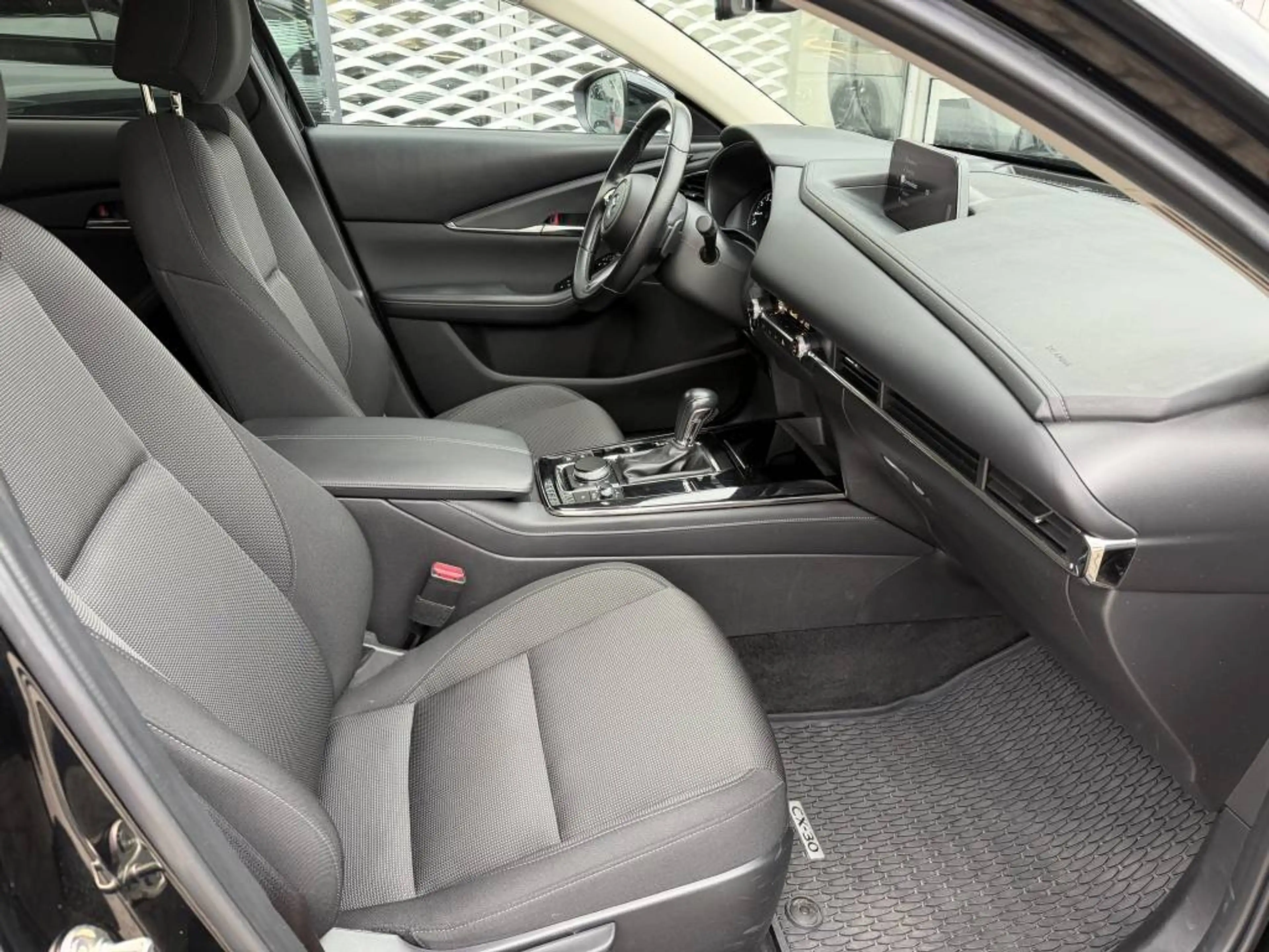 Mazda CX-30 2.0 Skyactiv-X Benziner Selection Automatik Matrix-LED Carplay Garantie — photo 9