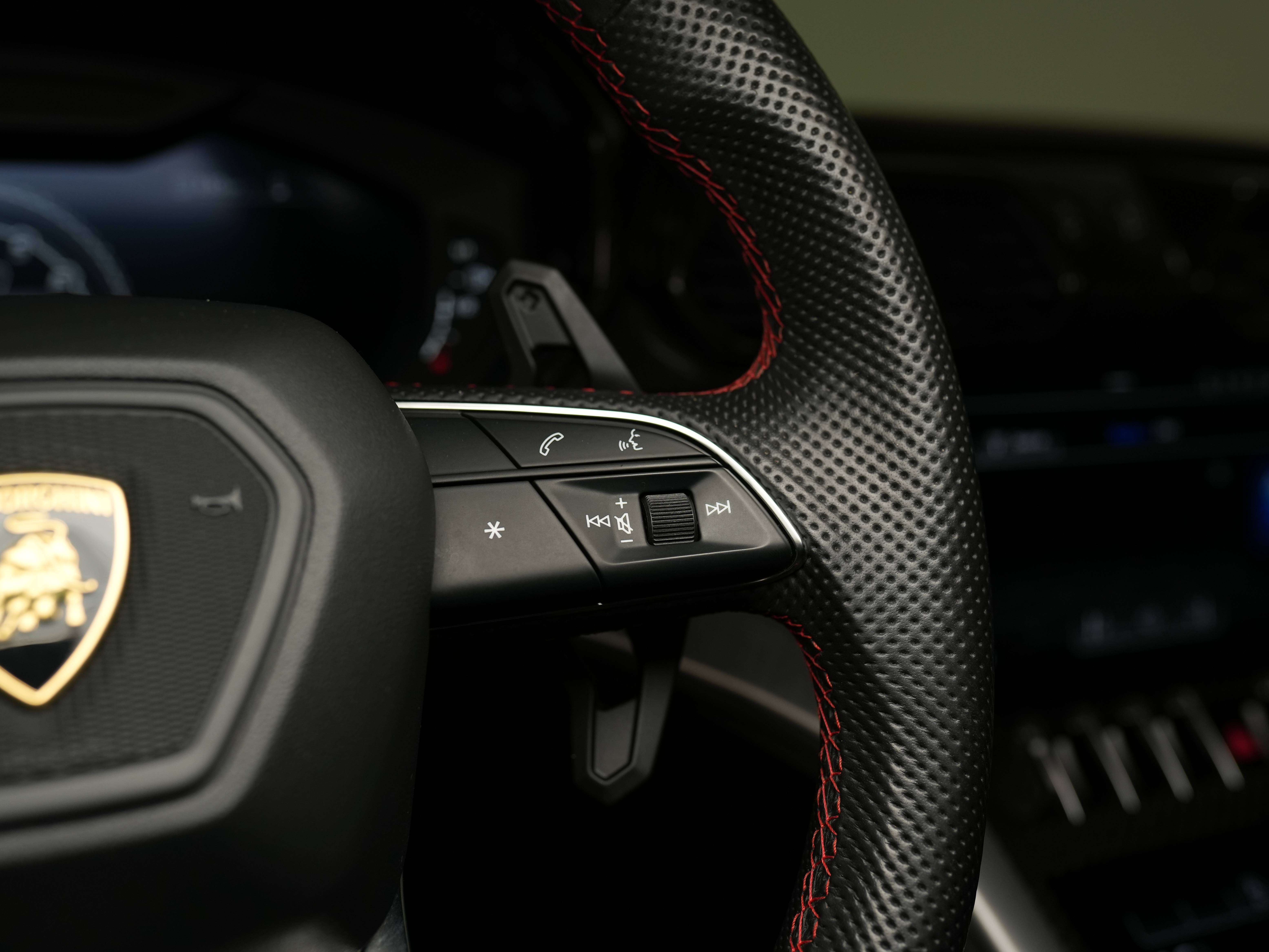 used 2020 Lamborghini Urus car, priced at $199,900