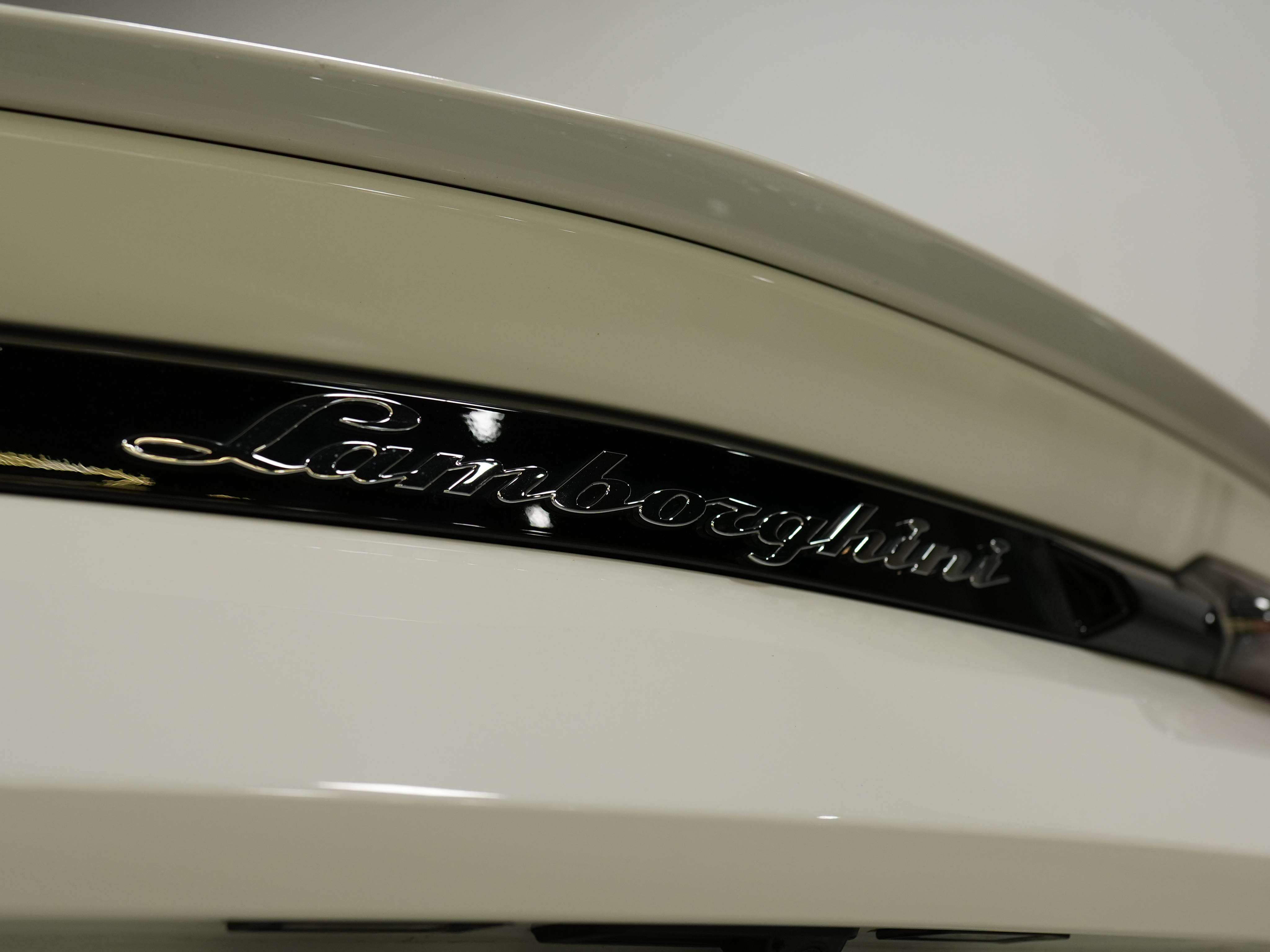 used 2020 Lamborghini Urus car, priced at $199,900