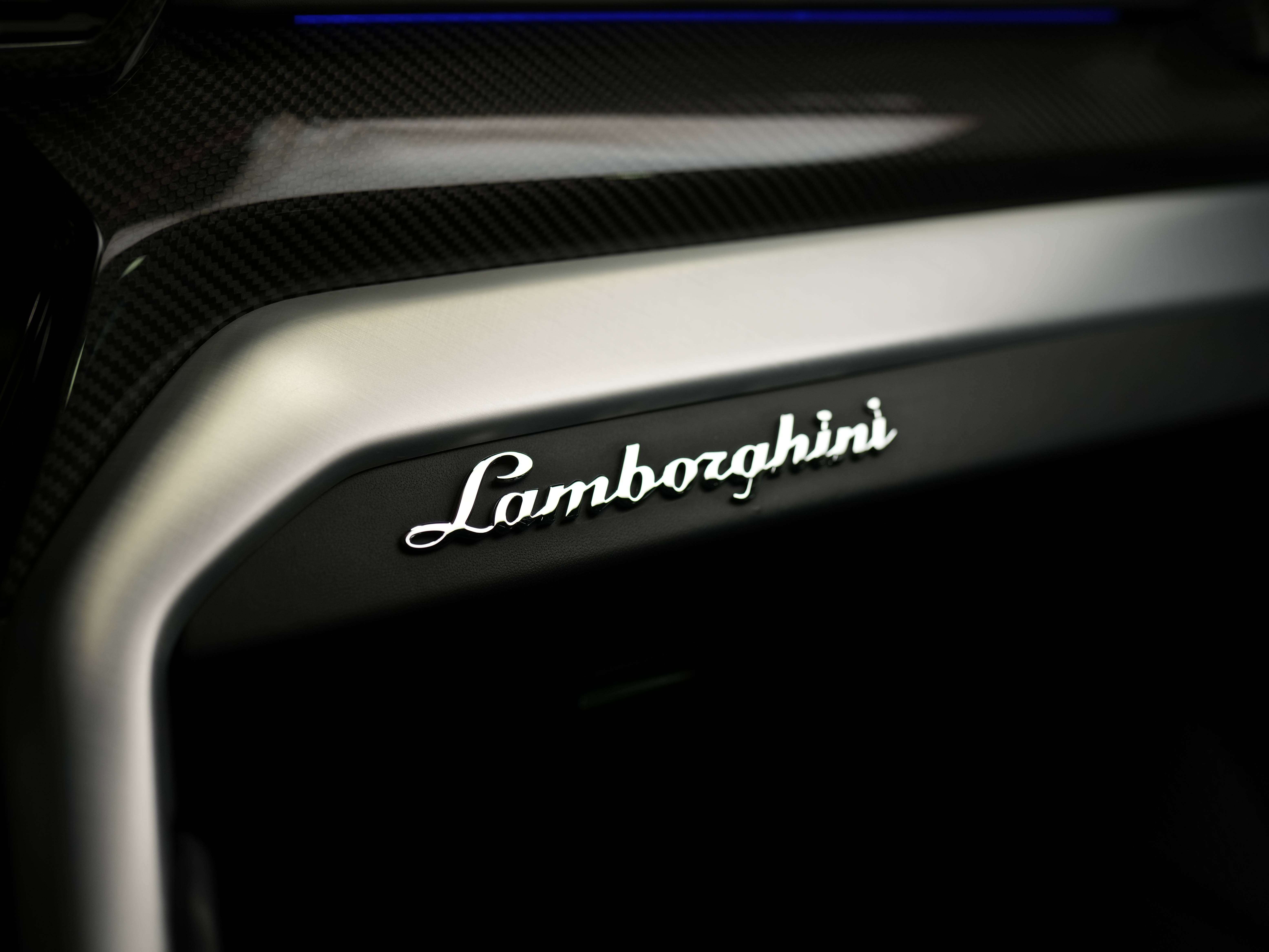 used 2020 Lamborghini Urus car, priced at $199,900