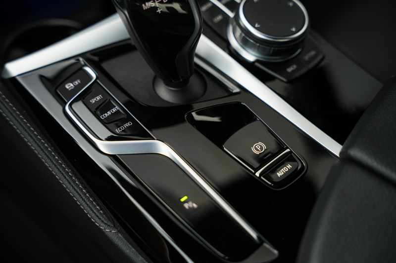 BMW 540 5-serie 540i 334 pk High Executive M-Sportpakket / — photo 27