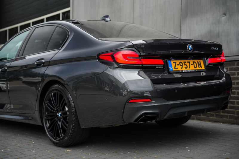 BMW 540 5-serie 540i 334 pk High Executive M-Sportpakket / — photo 10