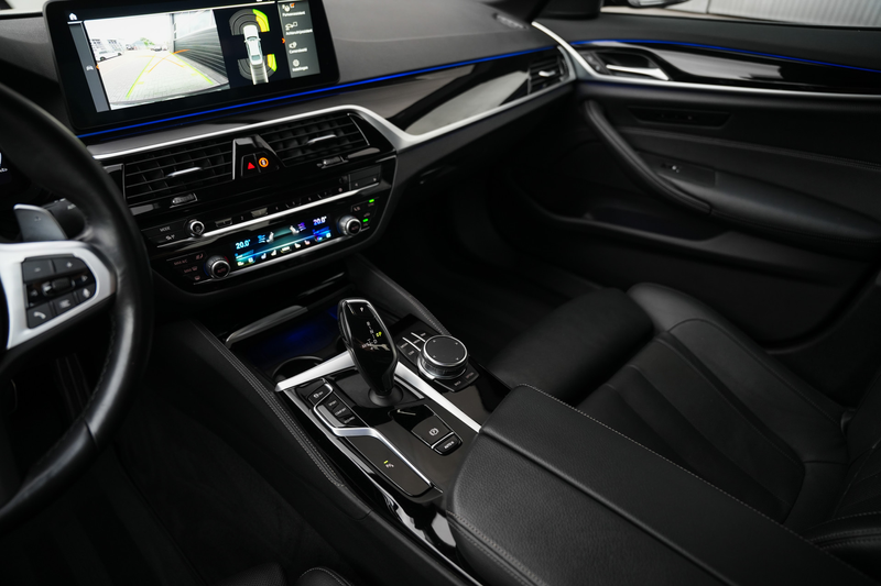 BMW 540 5-serie 540i 334 pk High Executive M-Sportpakket / — photo 26