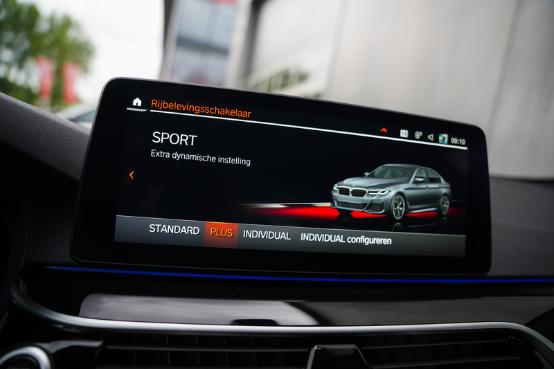 BMW 540 5-serie 540i 334 pk High Executive M-Sportpakket / — photo 41