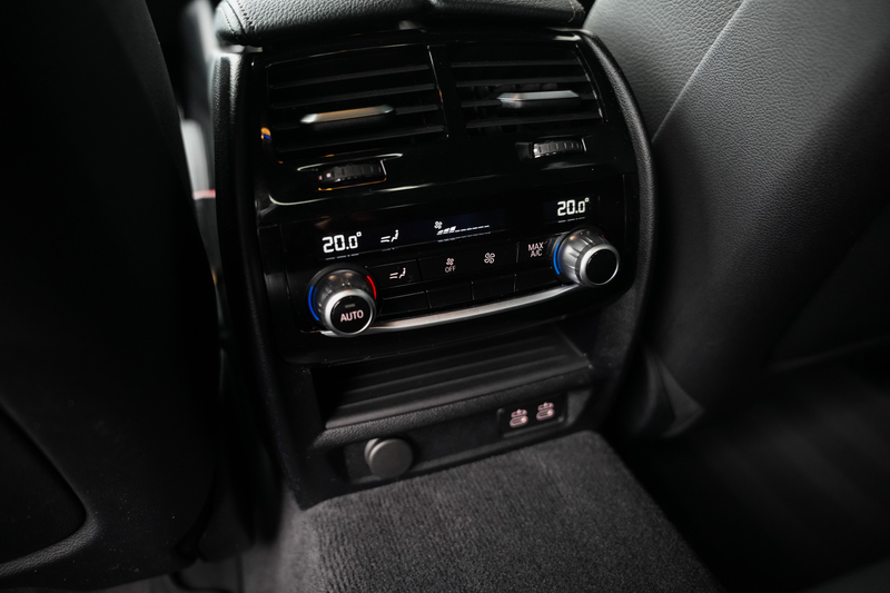 BMW 540 5-serie 540i 334 pk High Executive M-Sportpakket / — photo 16