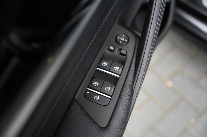 BMW 540 5-serie 540i 334 pk High Executive M-Sportpakket / — photo 12
